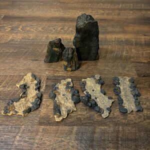 Eerie Rocks & Road 56.53119 - Department 56 Retirements